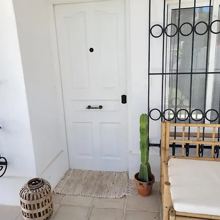Casa Con Jardin En Playa La Barrosa, Urbanizacion Dona Violeta Chiclana de la Frontera